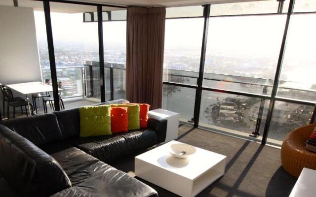 Cavill Avenue Private Apartments
