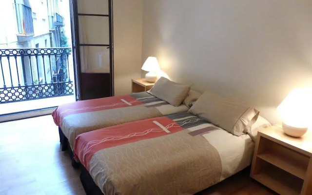 Aptbcn Rambla Guest House