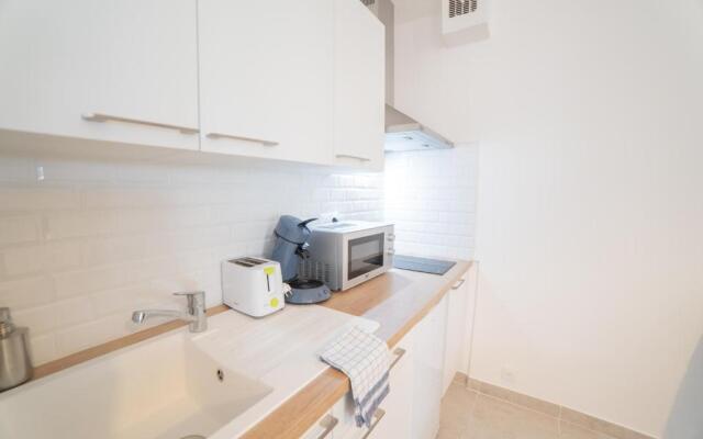 AMAZONE STUDIO CENTRE VILLE PORT 2MIN PLAGE WIFI Commerce