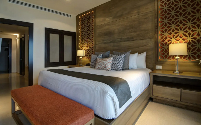 Puerta Cortes Residences