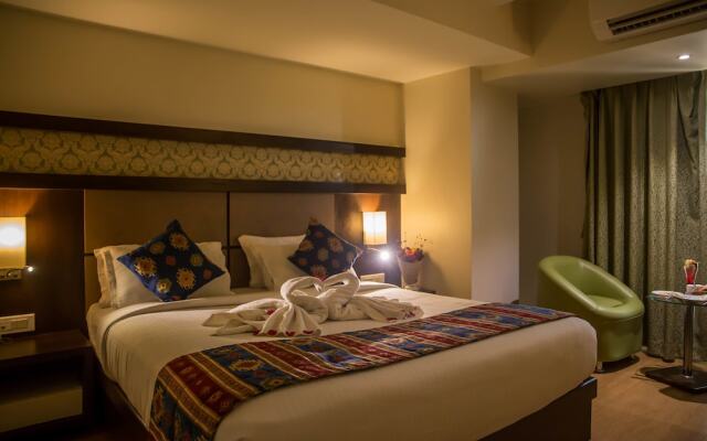 Vatika Hotel & Banquets