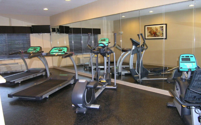 Holiday Inn Express & Suites Belle Vernon by IHG