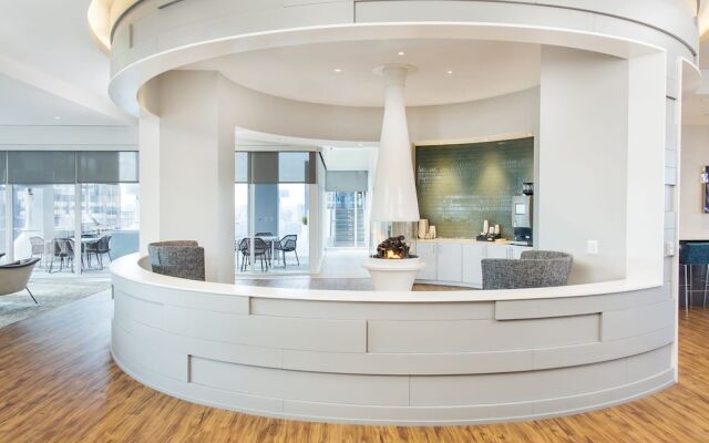 Global Luxury Suites Center City