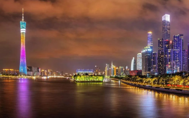 Wind Sleeping Color Hotel