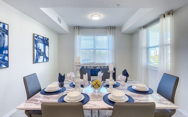 Updated Condo, 5 mi to Disney, On-site Water Park!