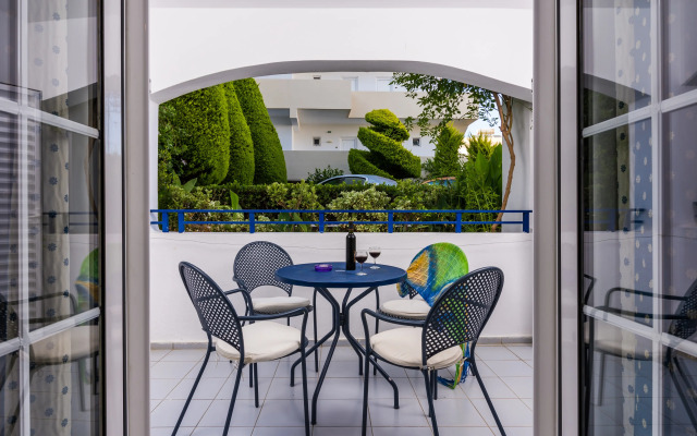 Evdokia Suites