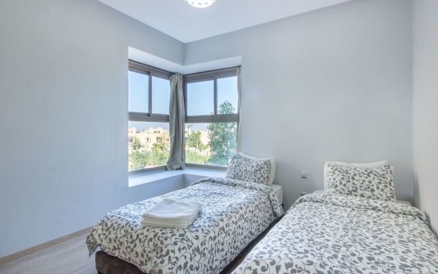 Zen Apartment For Family In Prestigia