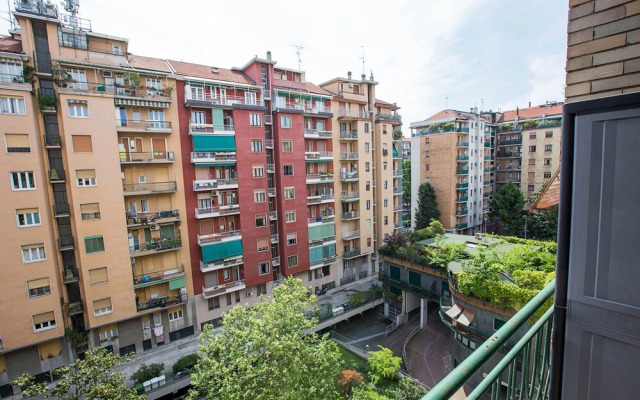 Lorenteggio Studio Apt