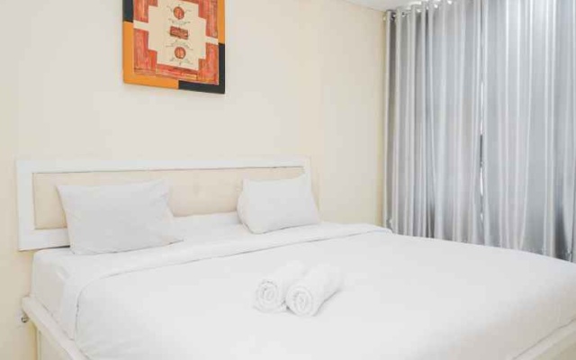Fully Furnished and Comfy Design 1BR Apartment Silkwood Residences By Travelio – Guest Rooms – Tangerang