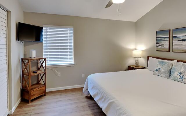 Commodore's Landing #214 - Stay Salty