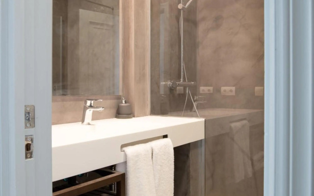 Plaza Nueva 2 Bedrooms & 2 Bathrooms