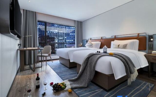 Yishang Hotel (Guangzhou Huadu Sunac Business College)