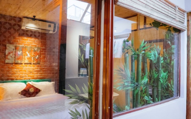 1968 Homes Cozy Vintage City Centre Home – Guest Rooms – Hanoi