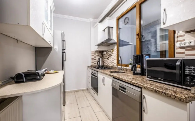 Comfy Flat Near Shopping Malls in Kagithane
