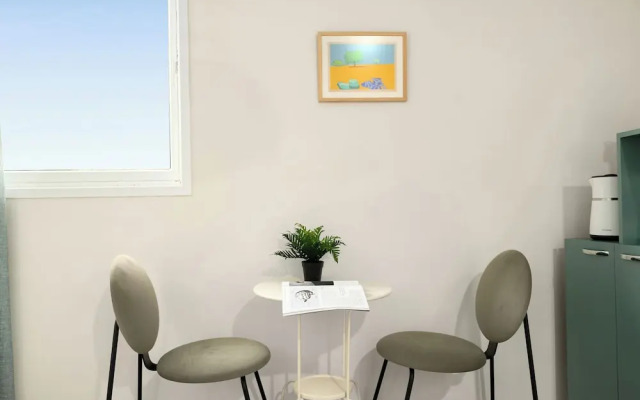 Netanya Beach Pool Studio by Sea N' Rent