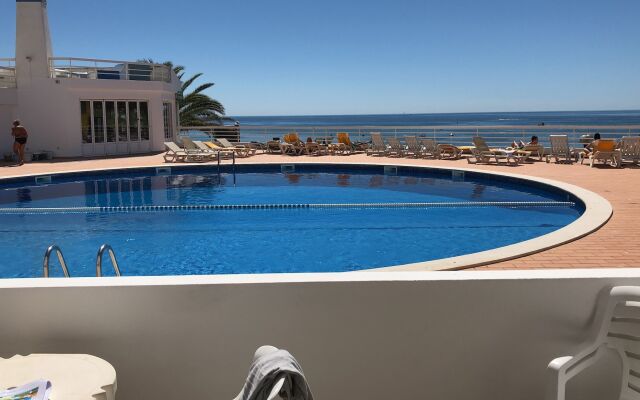 Borda d'Agua Apartments