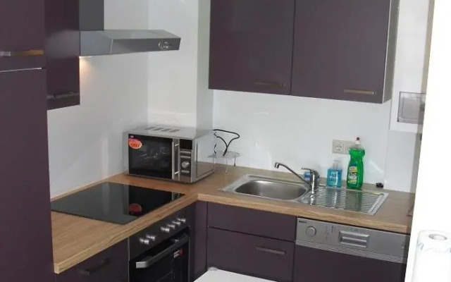 Serviced Apartment with Sunny Balcony