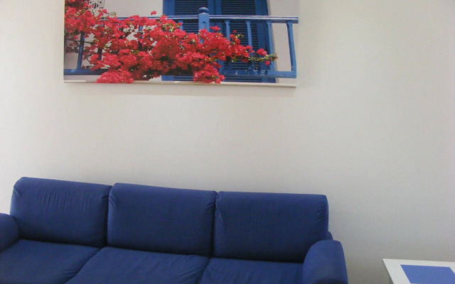 Sun Hall Beach Hotel Apts.