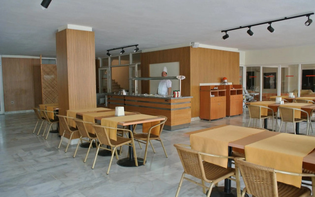 Begonville Hotel