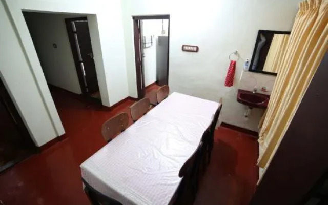 Aqualillies Home Stay