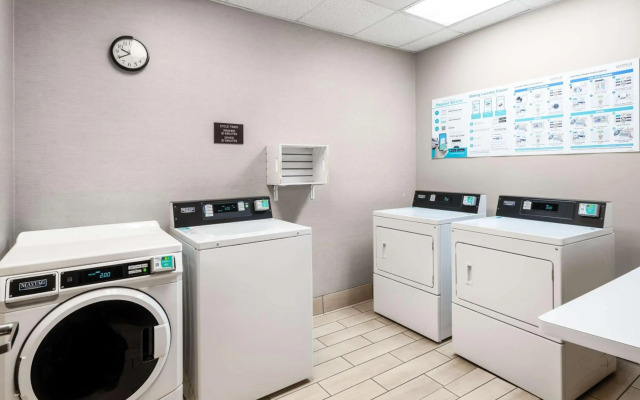 Hilton Garden Inn Bakersfield