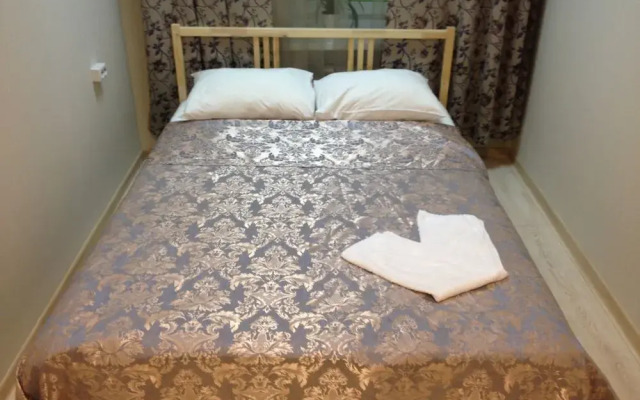 Four Squares Novoslobodskaya