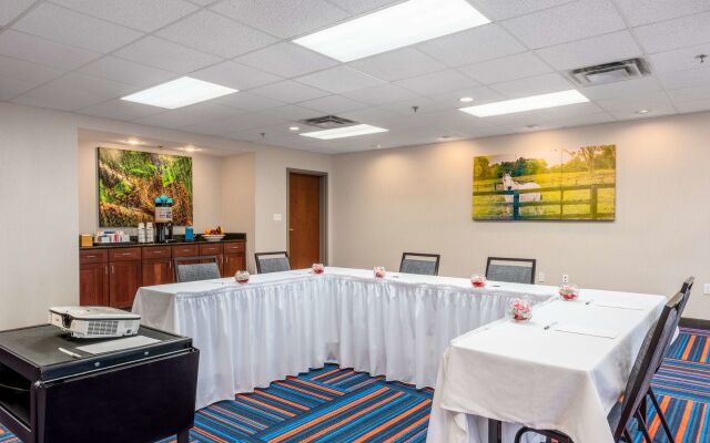 Hampton Inn & Suites Hopkinsville