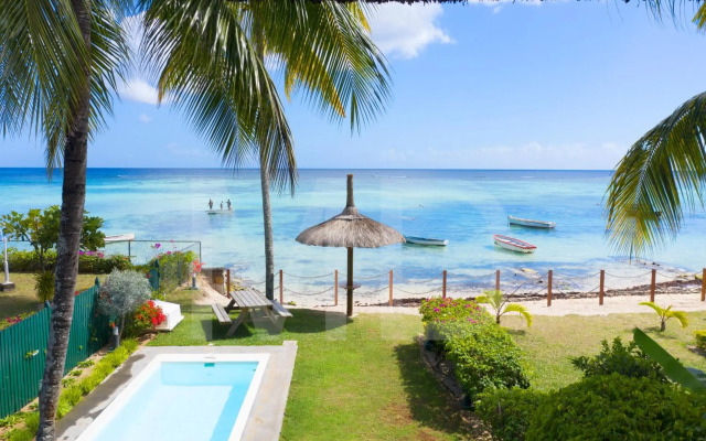 Villa Caro's Beachfront