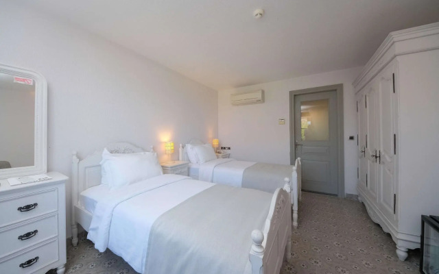 Cunda Labris Hotel