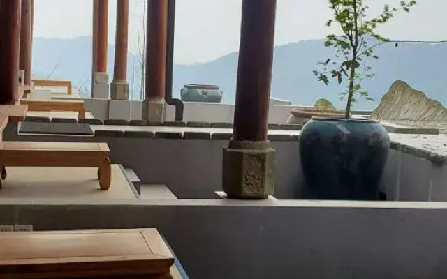 Yunyin Qingcheng Hot Spring Resort Hotel