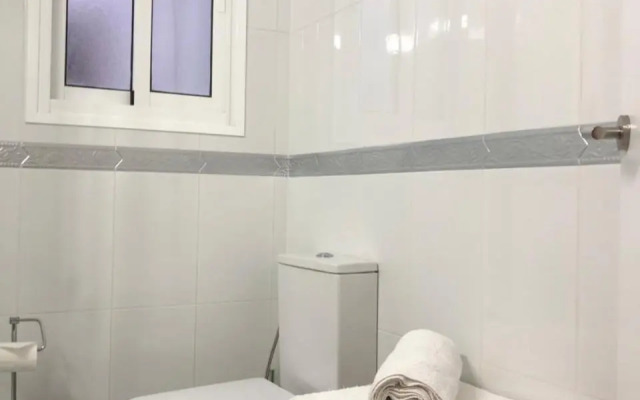 Beautiful modern apartment 100m from the sea