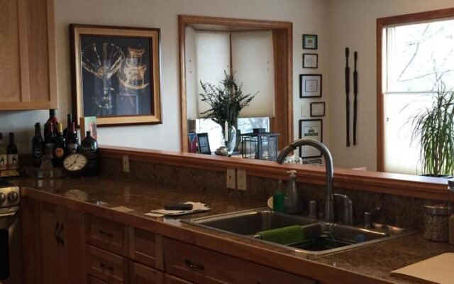 11th Avenue Bed and Breakfast
