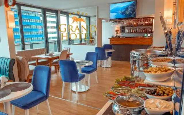 Grand Hotel ☆ Orbi City