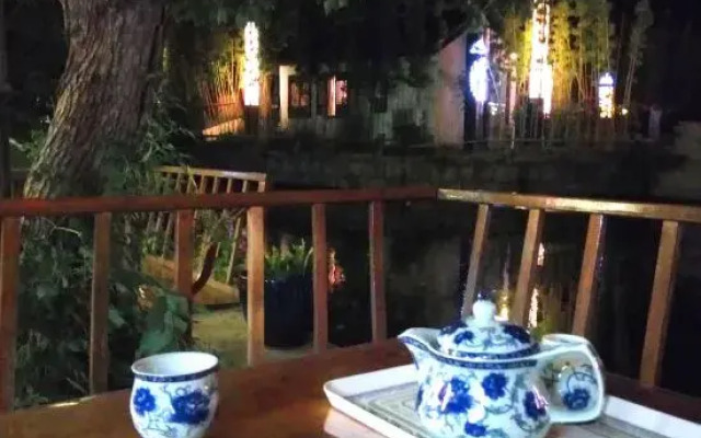 Xiaoqiao Renjia Inn