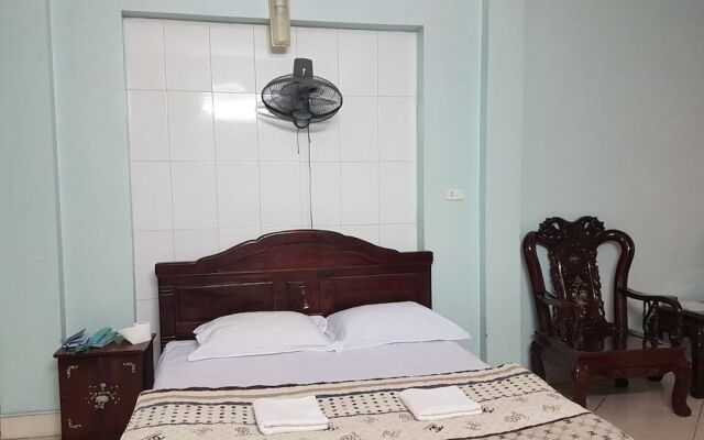 Spot on 983 Sao Bang Motel