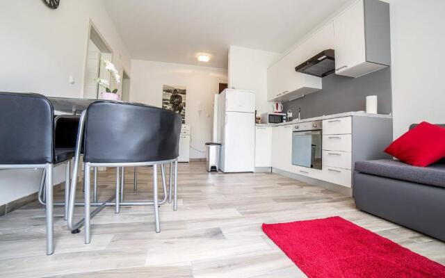 Studio Apartman Nina