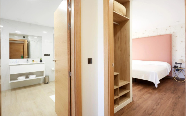 Hotel Arias Aeropuerto