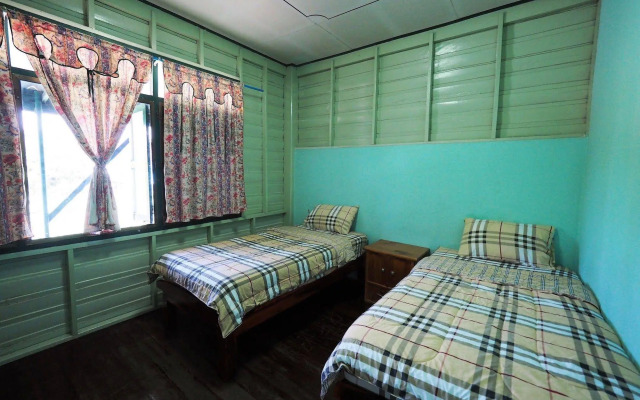 San Sook Place Guest House