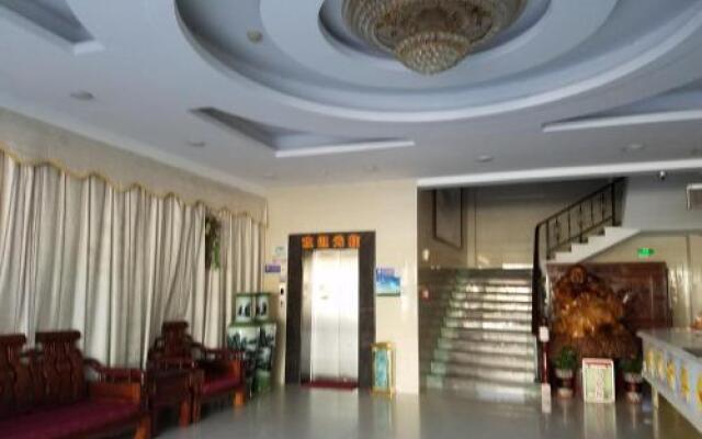 Yuehai Donglai Business Hotel