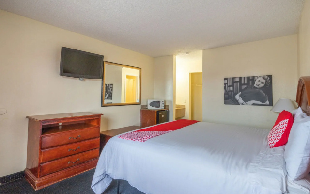 OYO Hotel San Antonio Lackland near Seaworld