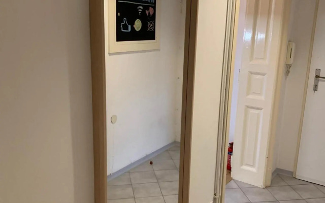 Traverl's Contactless Shelter - by Nahuen Suites