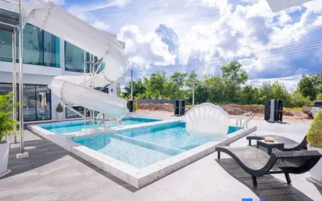 Dolla PoolVilla Pattaya  Bang Saray Beach 1 km.
