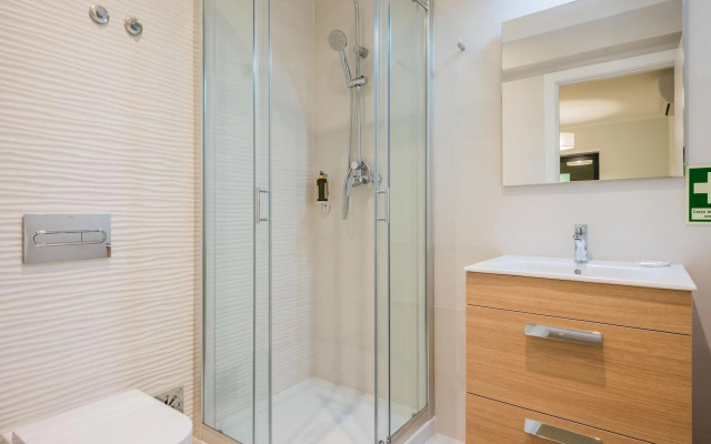 137 Lux Residence