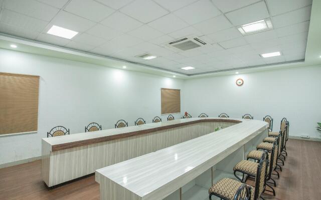 OYO 6960 Kengeri