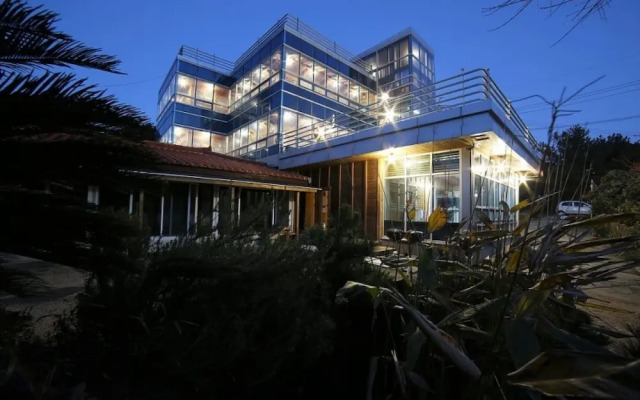 Seogwipo Wemegoong Pension