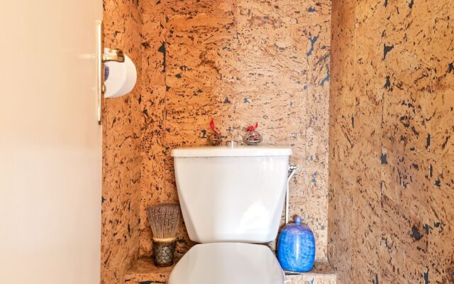 Aesthetic Apartment in Nice With Swimming Pool