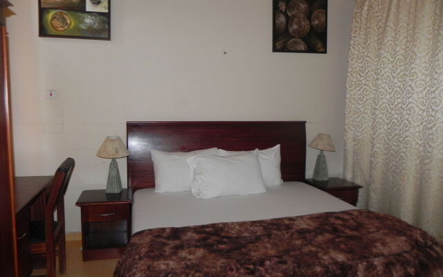 Oriental Hotel North Legon