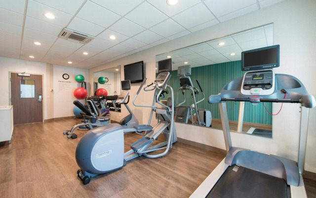 Holiday Inn Express & Suites Columbia-I-26 @ Harbison Blvd by IHG
