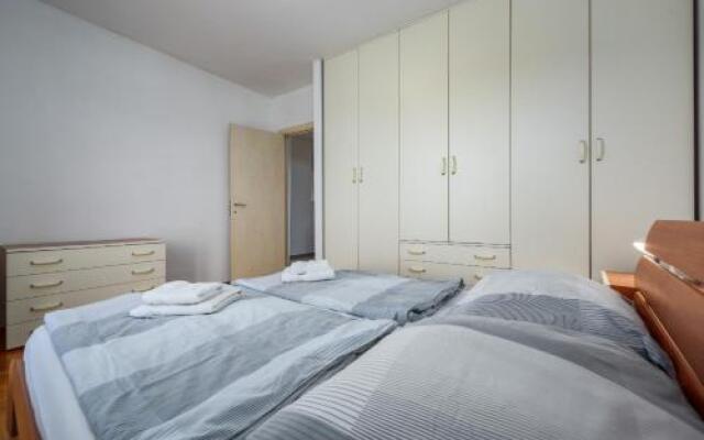 Apartments Adria