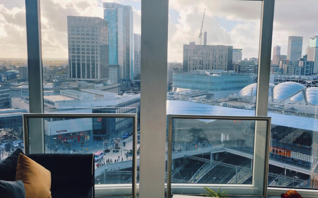 Cityscape Apartment in Birmingham with Self Checkin